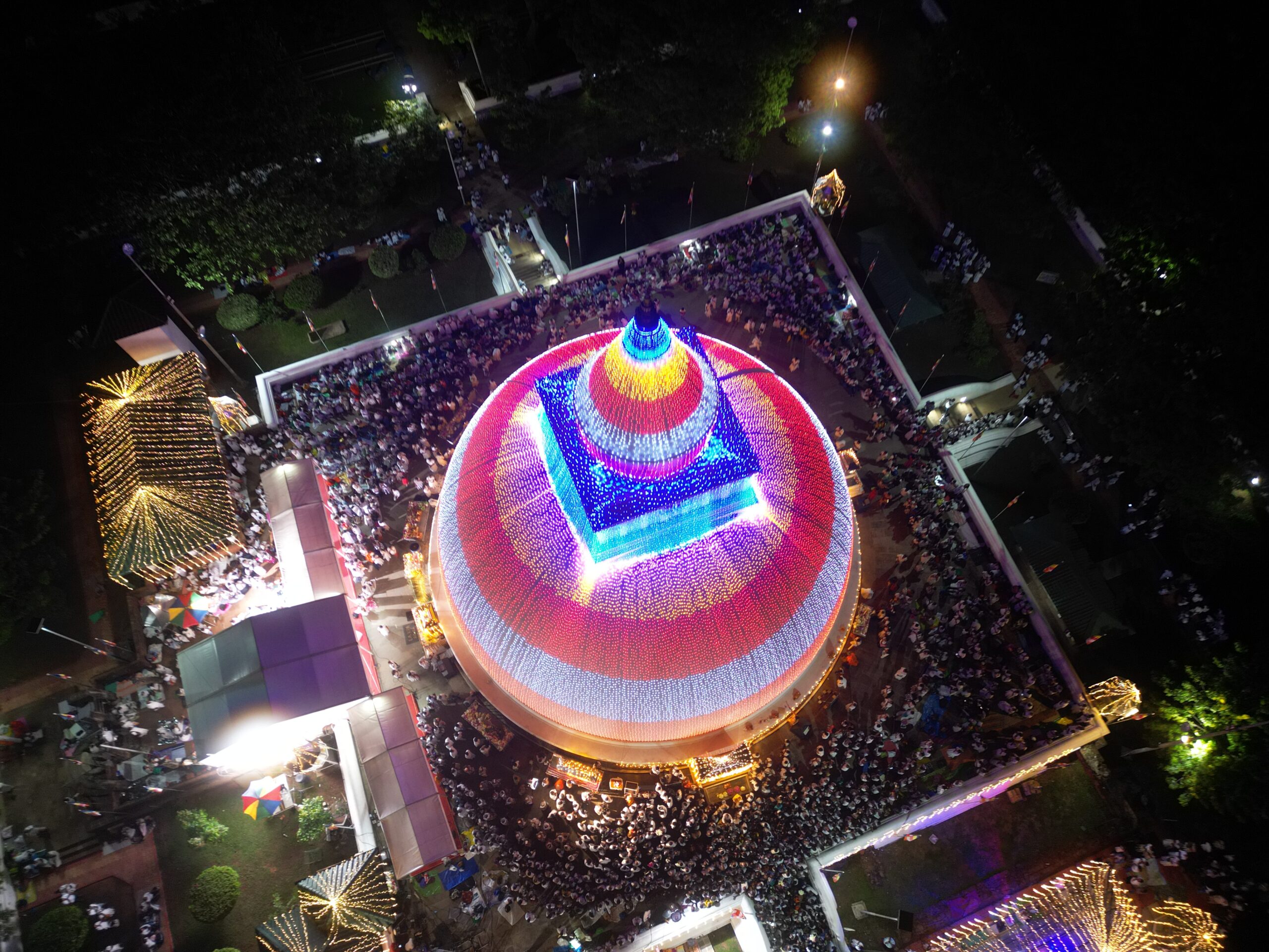 නව කිරිවෙහෙර ඡායාරූපය